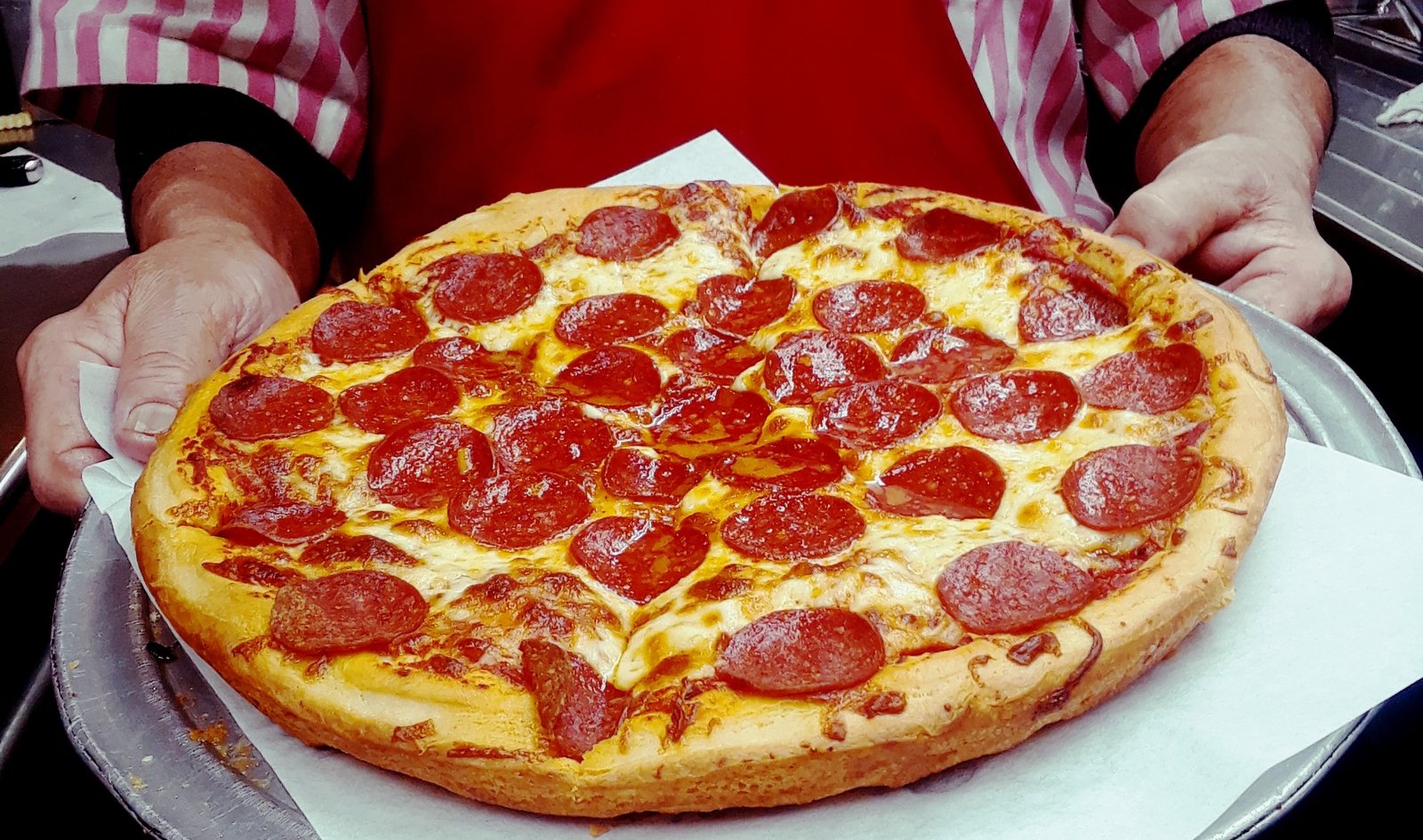 dennis-pizza