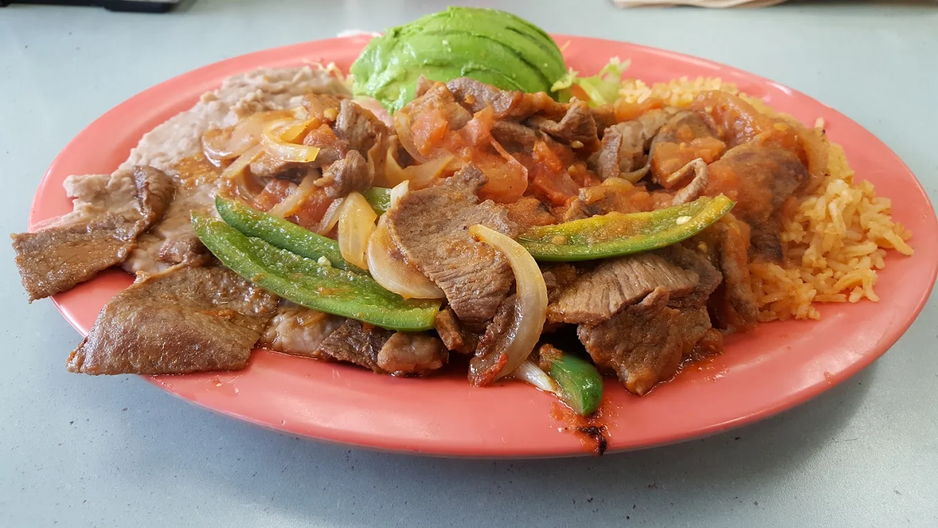El Faro Restaurant