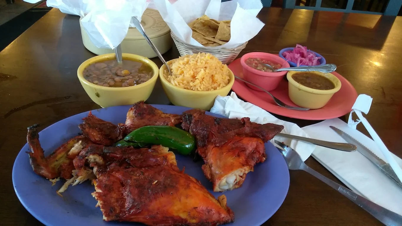 El Pollo Real