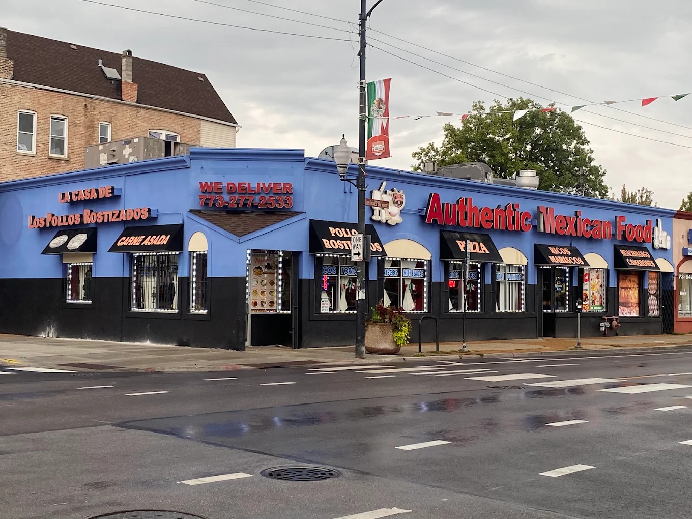 La Casa De Los Pollos Rostizados