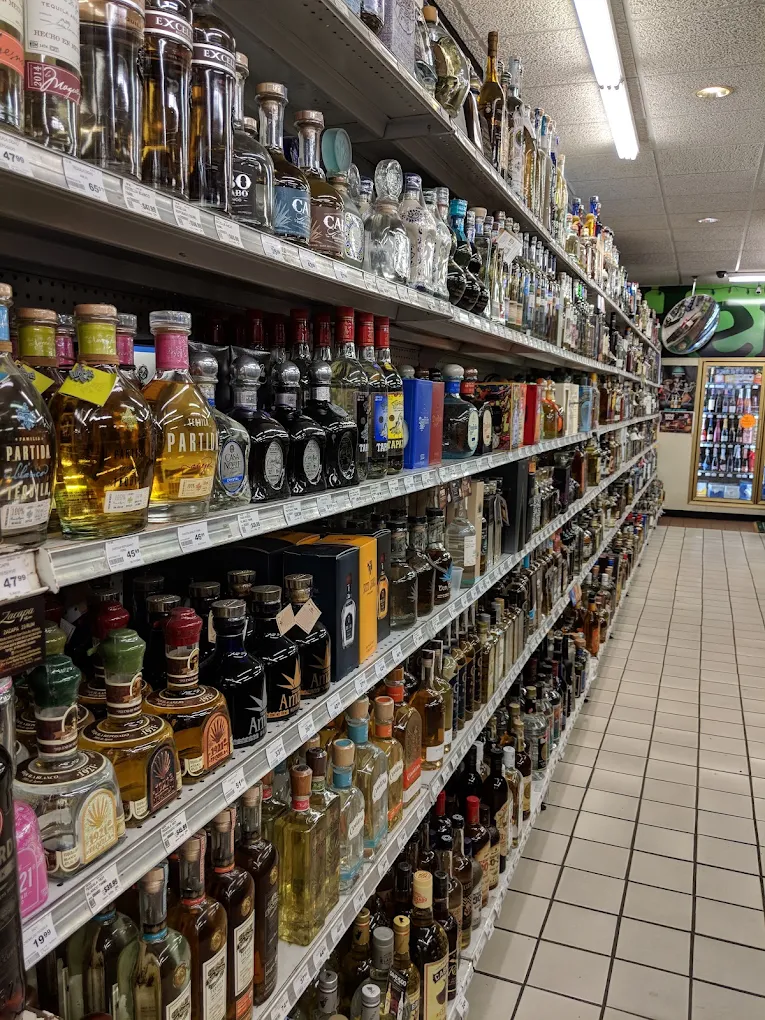 Moreno’s Liquors